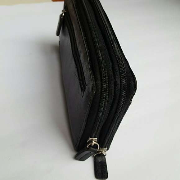 Laura Jones black 2 compartment purse - Picture 8 of 8